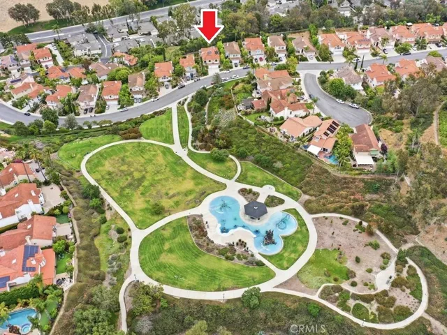 Arrow pointing to the subject property