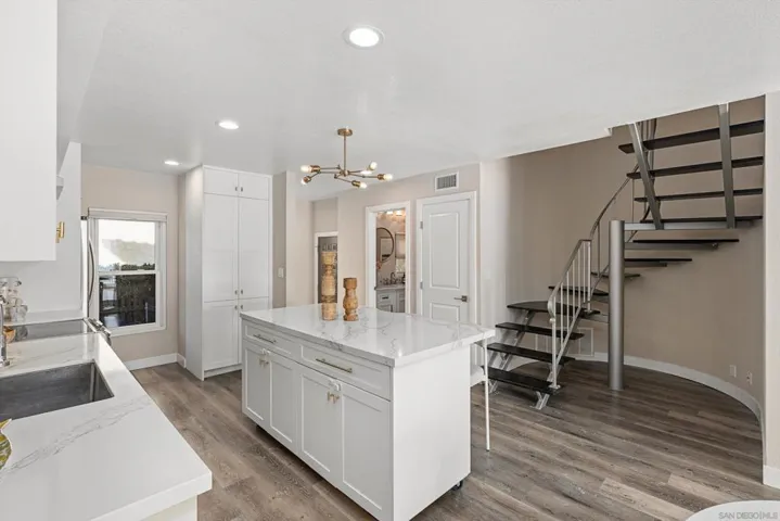 1913 Alga Rd A, Carlsbad, California 92009