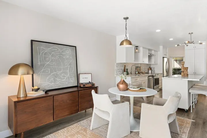1913 Alga Rd A, Carlsbad, California 92009