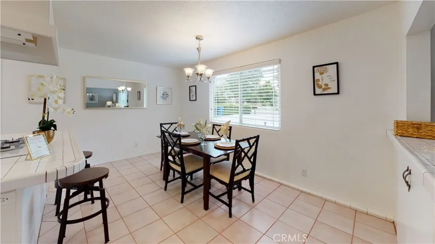5430 Woodlake Avenue, Woodland Hills, California 91367
