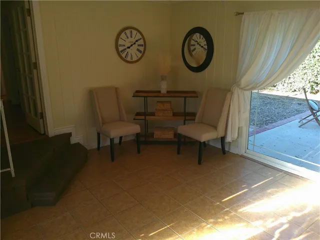5430 Woodlake Avenue, Woodland Hills, California 91367