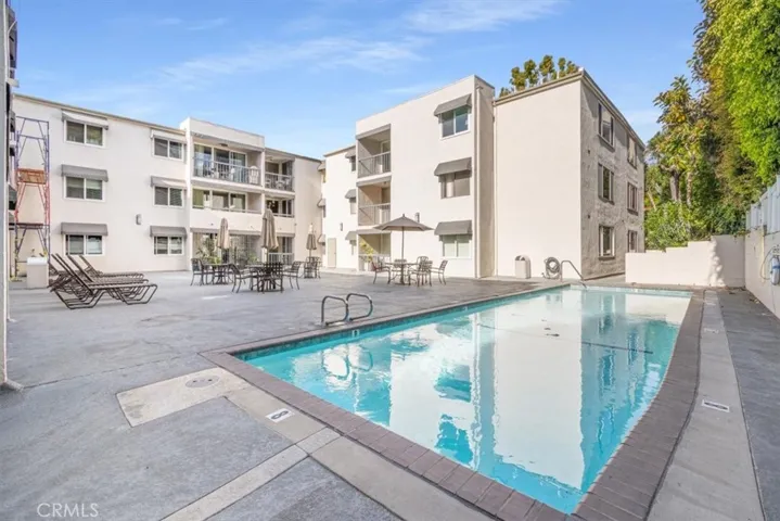 8535 W West Knoll 209, West Hollywood, California 90069