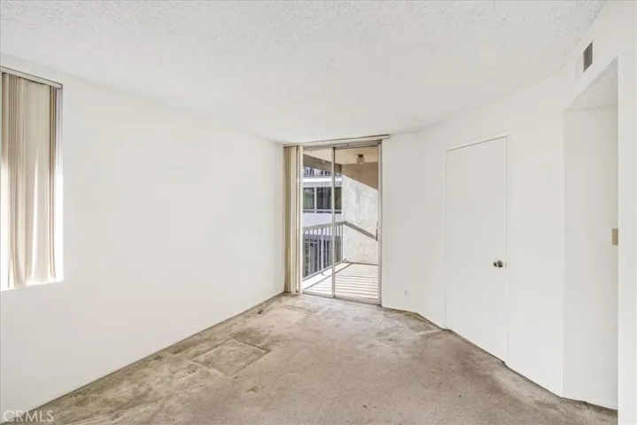 8535 W West Knoll 209, West Hollywood, California 90069