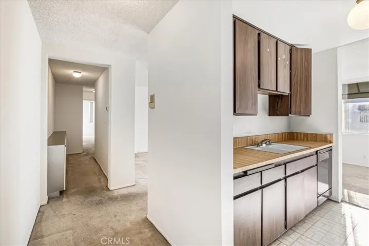 8535 W West Knoll 209, West Hollywood, California 90069