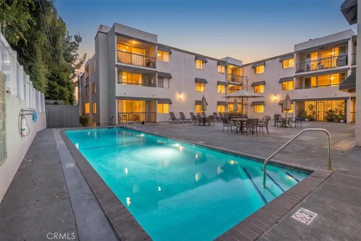 8535 W West Knoll 209, West Hollywood, California 90069