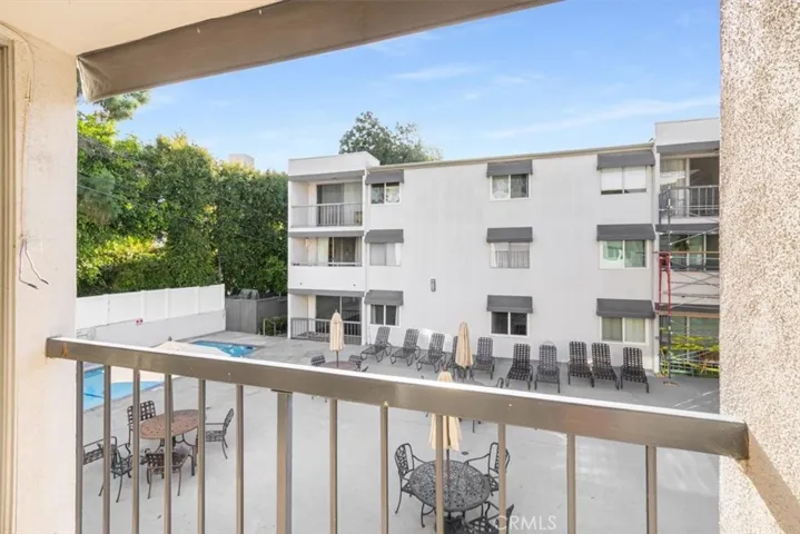 8535 W West Knoll 209, West Hollywood, California 90069