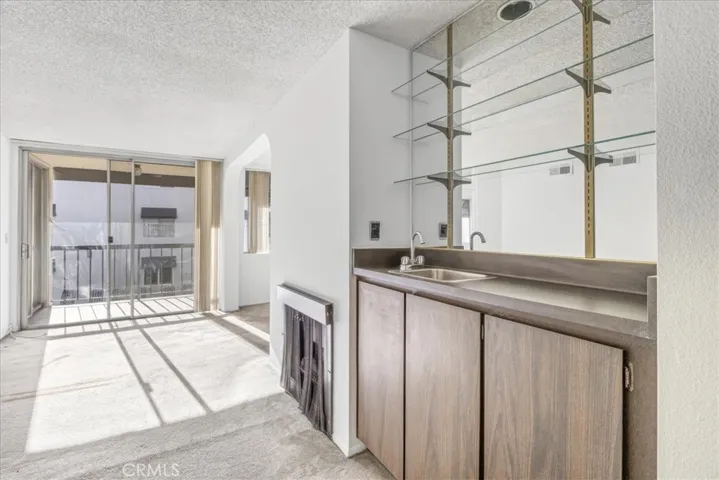 8535 W West Knoll 209, West Hollywood, California 90069