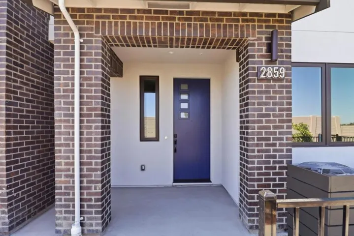2859 Josephine Lane, Palo Alto, California 94303