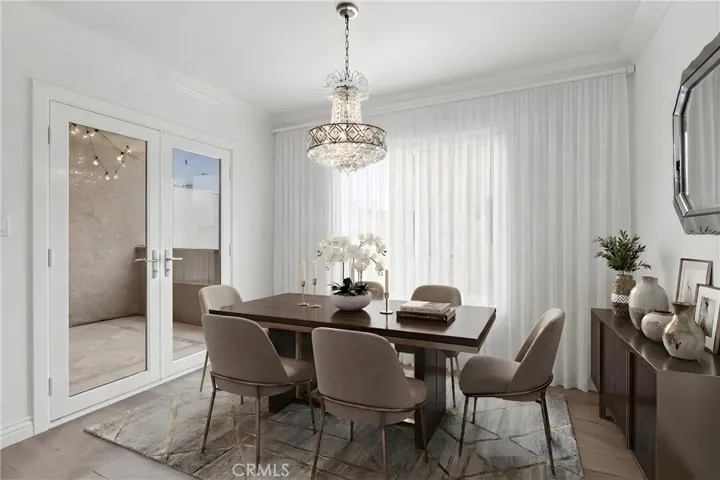 Flex space for you to use as your dining or family area. Virtually Staged.