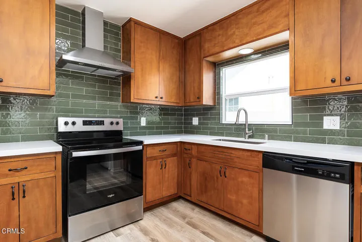 524 N Edinburgh Ave 006-mls