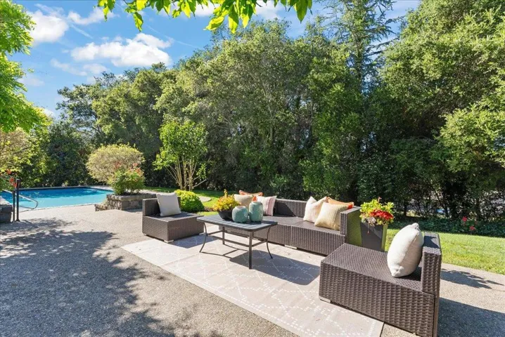 14220 Wild Plum Lane, Los Altos Hills, California 94022
