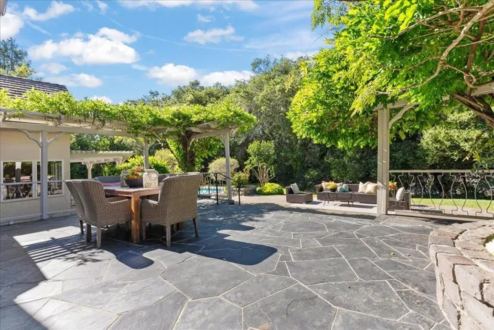 14220 Wild Plum Lane, Los Altos Hills, California 94022