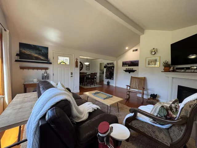8025 Teichman Court, Prunedale, California 93907