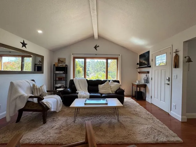 8025 Teichman Court, Prunedale, California 93907
