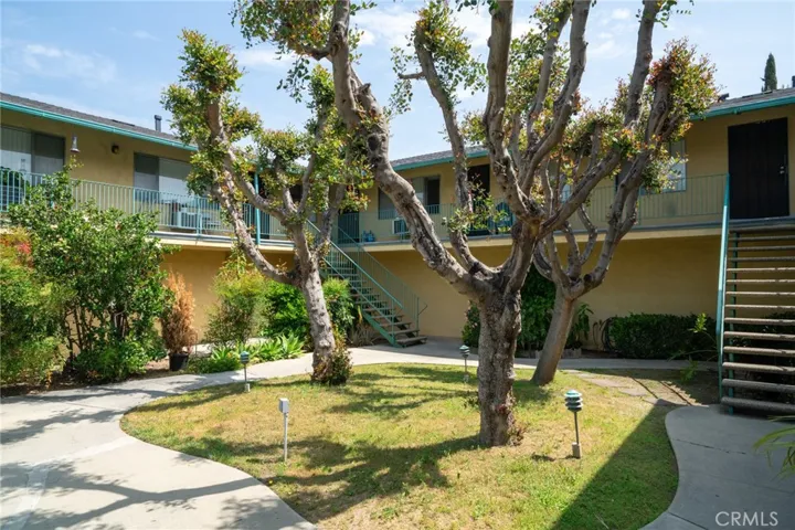 1817 2nd Street, Duarte, California 91010