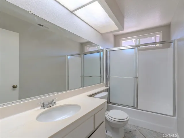 513 E Pioneer Avenue, Redlands, California 92374