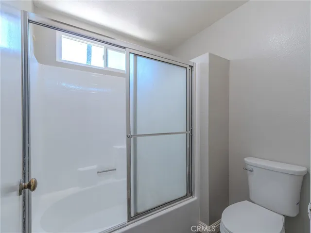 513 E Pioneer Avenue, Redlands, California 92374