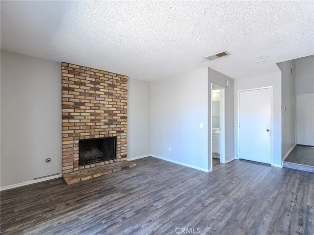 513 E Pioneer Avenue, Redlands, California 92374