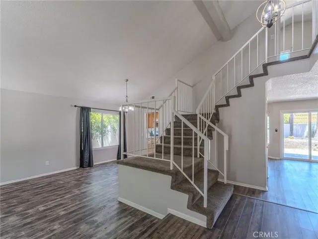 513 E Pioneer Avenue, Redlands, California 92374