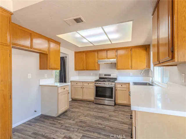 513 E Pioneer Avenue, Redlands, California 92374