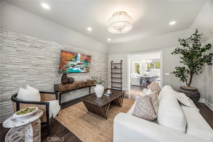 185 S Trish Court, Anaheim Hills, California 92808