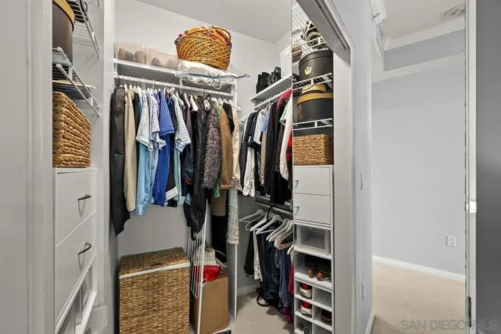 Walk-in Closet
