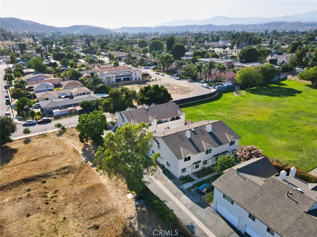 BACK OF THE COMMUNITY VIEWS