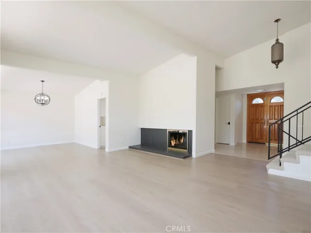 Living Rm