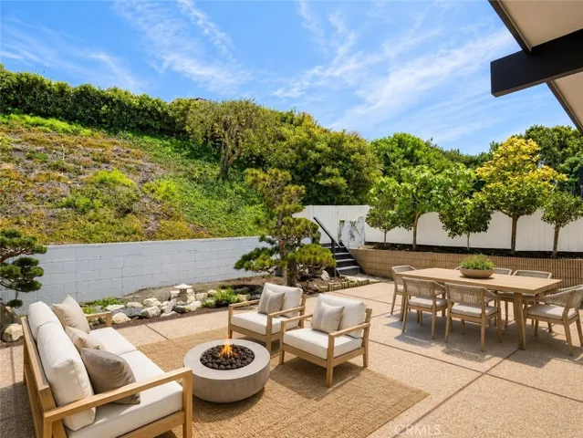 Backyard - VR Staging