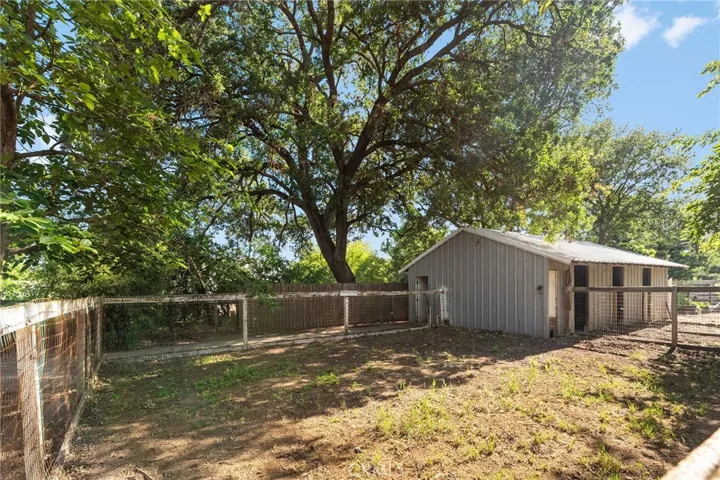 9761 Lott Road, Durham, California 95938