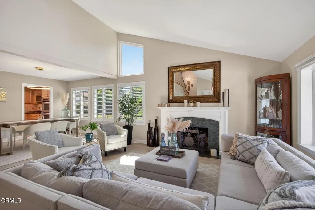 8-web-or-mls-Upmarket Media-145Japo022