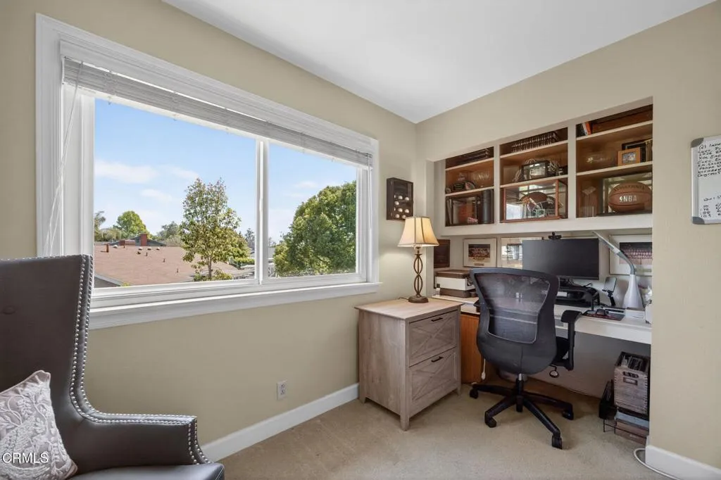 32-web-or-mls-Upmarket Media-145Japo096