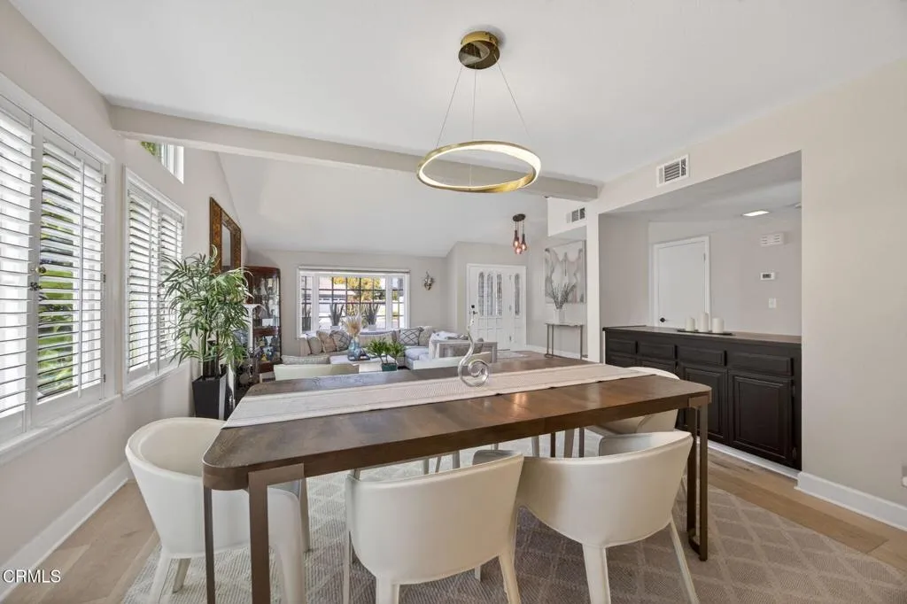 13-web-or-mls-Upmarket Media-145Japo037
