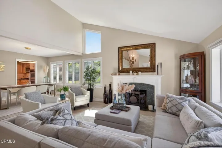 8-web-or-mls-Upmarket Media-145Japo022