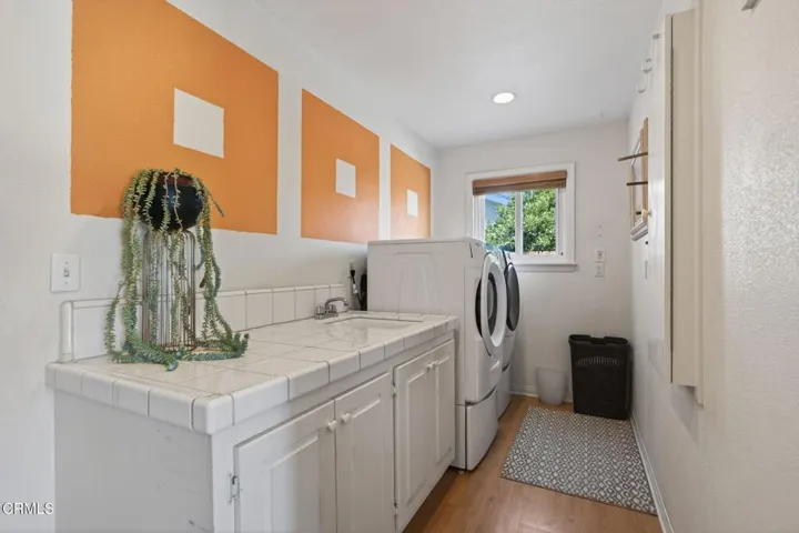 18-web-or-mls-Upmarket Media-145Japo053