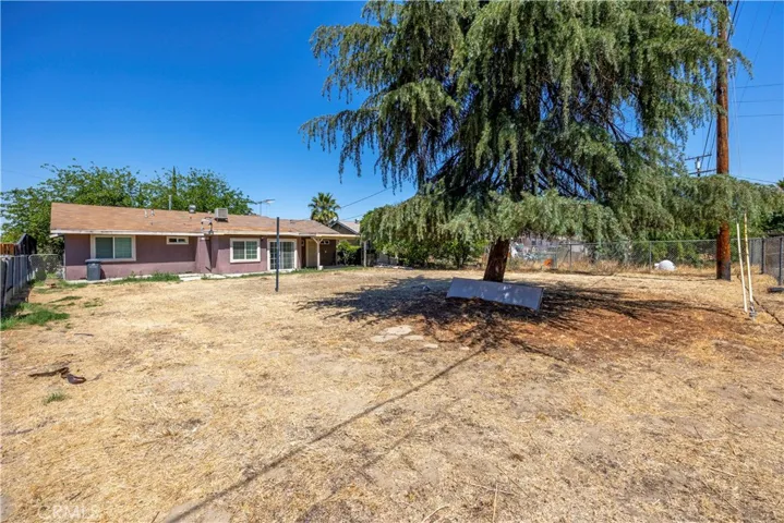 452 S Harvard, Hemet, California 92543