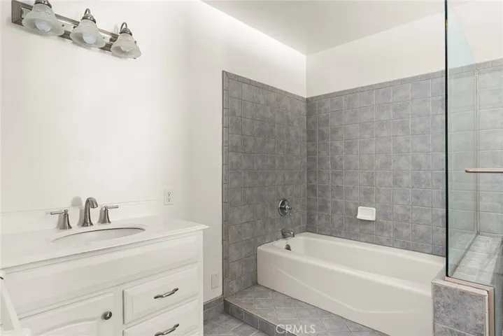 5302 S Slauson, Culver City, California 90230