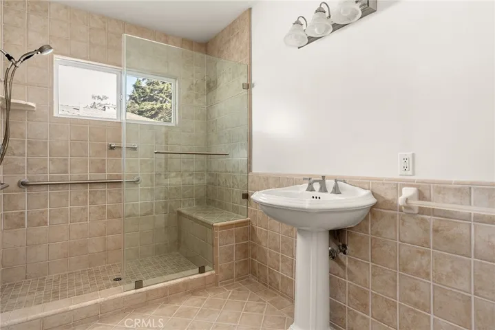 5302 S Slauson, Culver City, California 90230