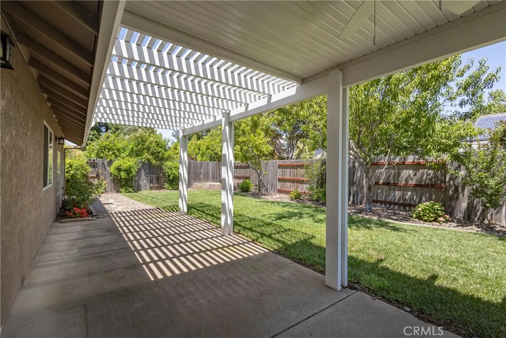 Back pergola