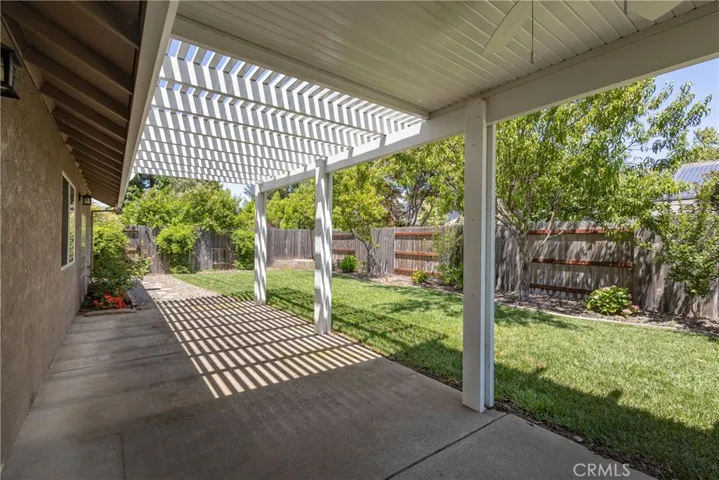 Back pergola