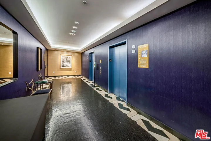 lobby passenger elevator