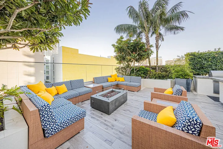 outdoor amenity