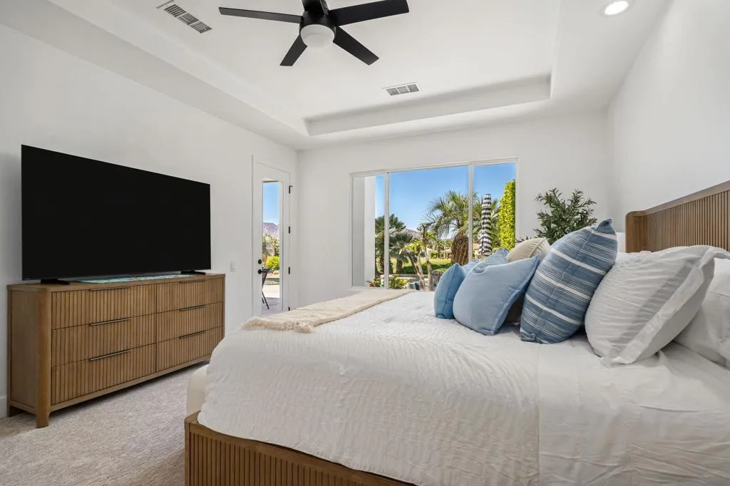 47-web-or-mls-DFVerano_OPMG_0526_047 (1)