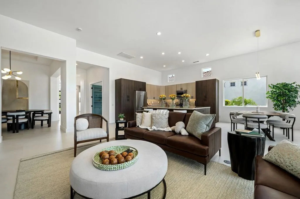 23-web-or-mls-DFVerano_OPMG_0526_023