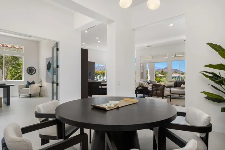 18-web-or-mls-DFVerano_OPMG_0526_018 (1)