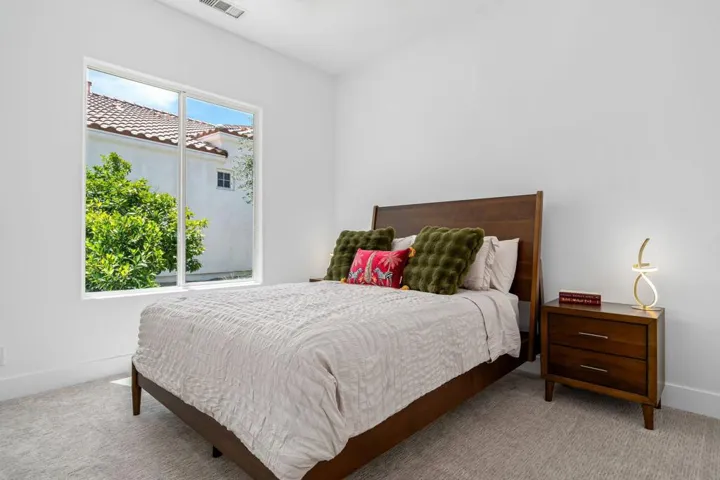 53-web-or-mls-DFVerano_OPMG_0526_053 (1)