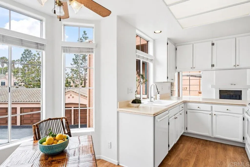 breakfast nook