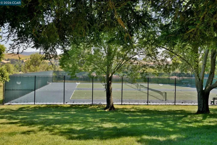 Community Tennis Courts