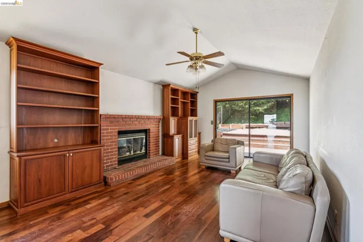 3510 Brunell Dr, Oakland, California 94602