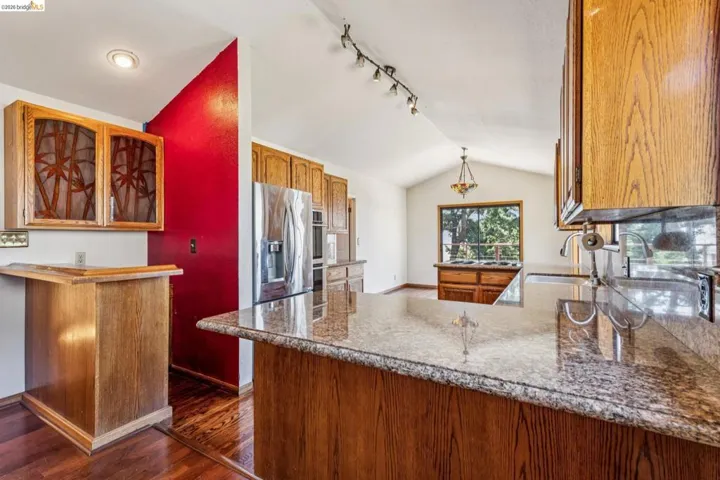 3510 Brunell Dr, Oakland, California 94602